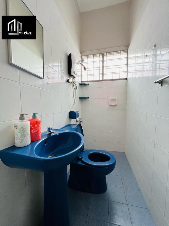 2 Storey 5Br 16Pax Semabok Taman Cheng Ho, 3 By Myplace Malacca Eksteriør bilde